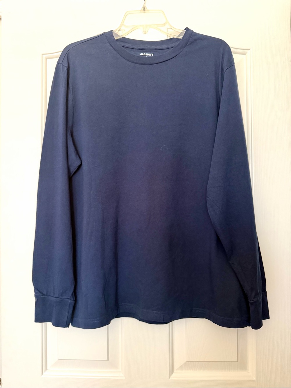 Old Navy Men's Dark Blue Long-Sleeve Crewneck Tee